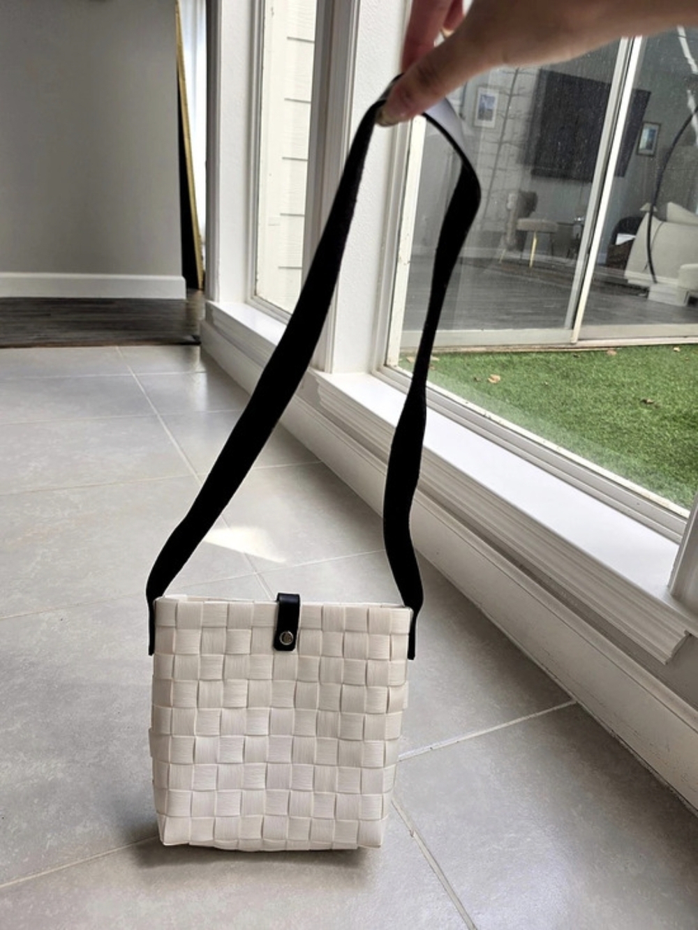 Woven Crossbody Bag in White & Black Like New